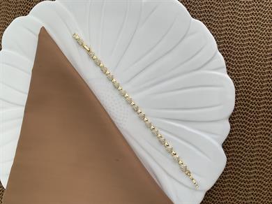 Vip Gold Zirkon Taşlı Plaka Kalp Sıralı Bileklik