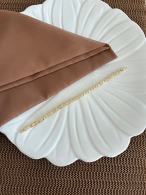 Vip Gold Zirkon Taşlı Plaka Küçük Kare Sıralı Bileklik