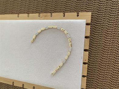 Vip Gold Zirkon Taşlı Plaka Küp Sıralı Bileklik