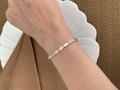 Vip Gold Zirkon Taşlı Plaka Küp Sıralı Bileklik