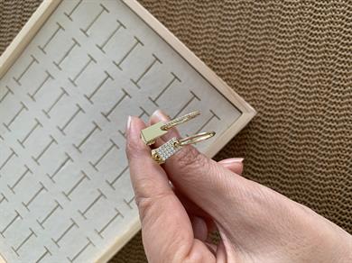 Vip Gold Zirkon Taşlı Tasarım Halka Küpe