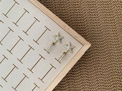 Vip Gold Zirkon Taşlı Yıldız Sallantılı Tasarım Küpe
