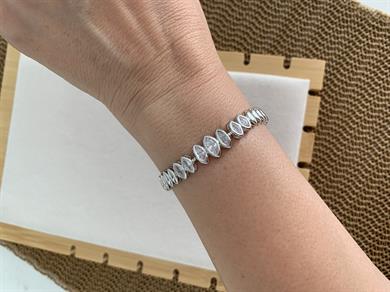 Vip Gümüş Baget Taşlı Badem Sıralı Tasarım Bileklik 