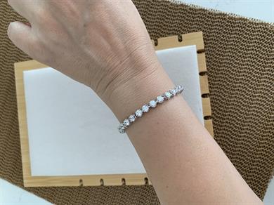 Vip Gümüş Gömme Tek Taş S Sıralı Su Yolu Bileklik