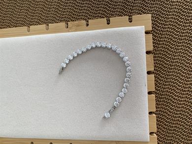 Vip Gümüş İri Kare Baget Taş Sıralı Bileklik