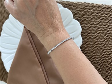 Vip Gümüş Zirkon Taşlı Kare Su Yolu Bileklik