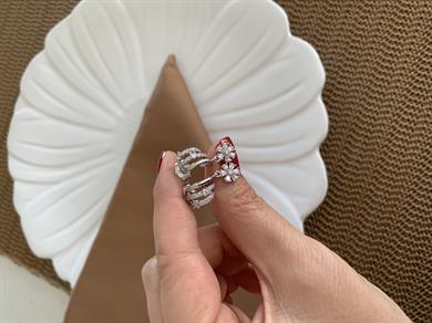 Vip Gümüş Zirkon Taşlı Kartanesi Tasarım Küpe
