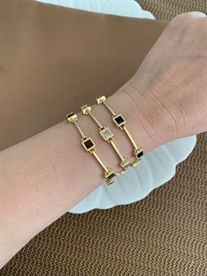 Vip Kare Baget Taş Sıralı Bileklik