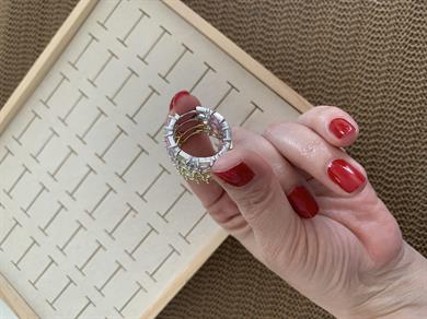 Vip Pembe Kare Baget Tek Taş Sıralı Halka Küpe