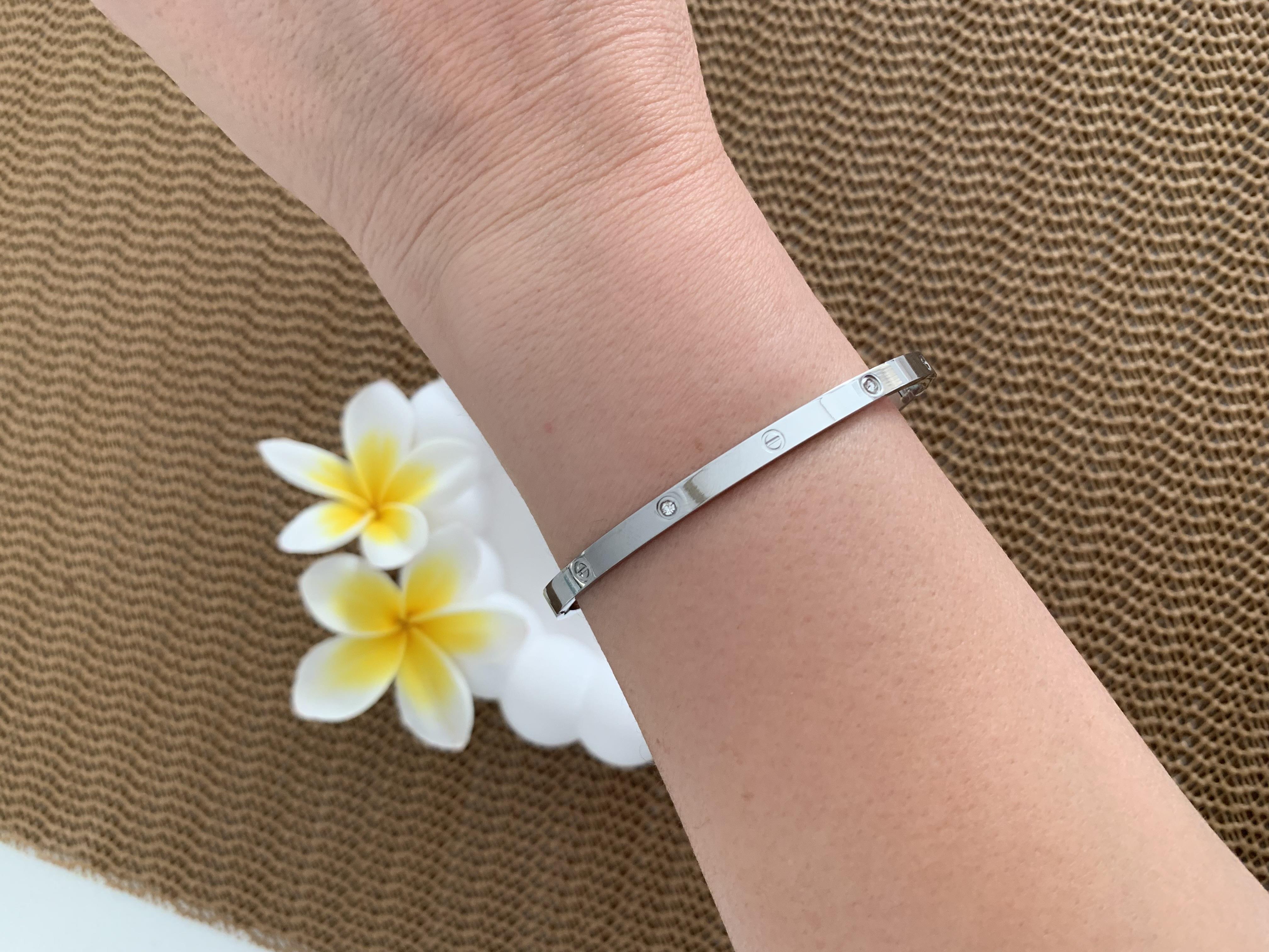 Çelik Crt Bebe Boy İnce Taşlı Kelepçe Gümüş