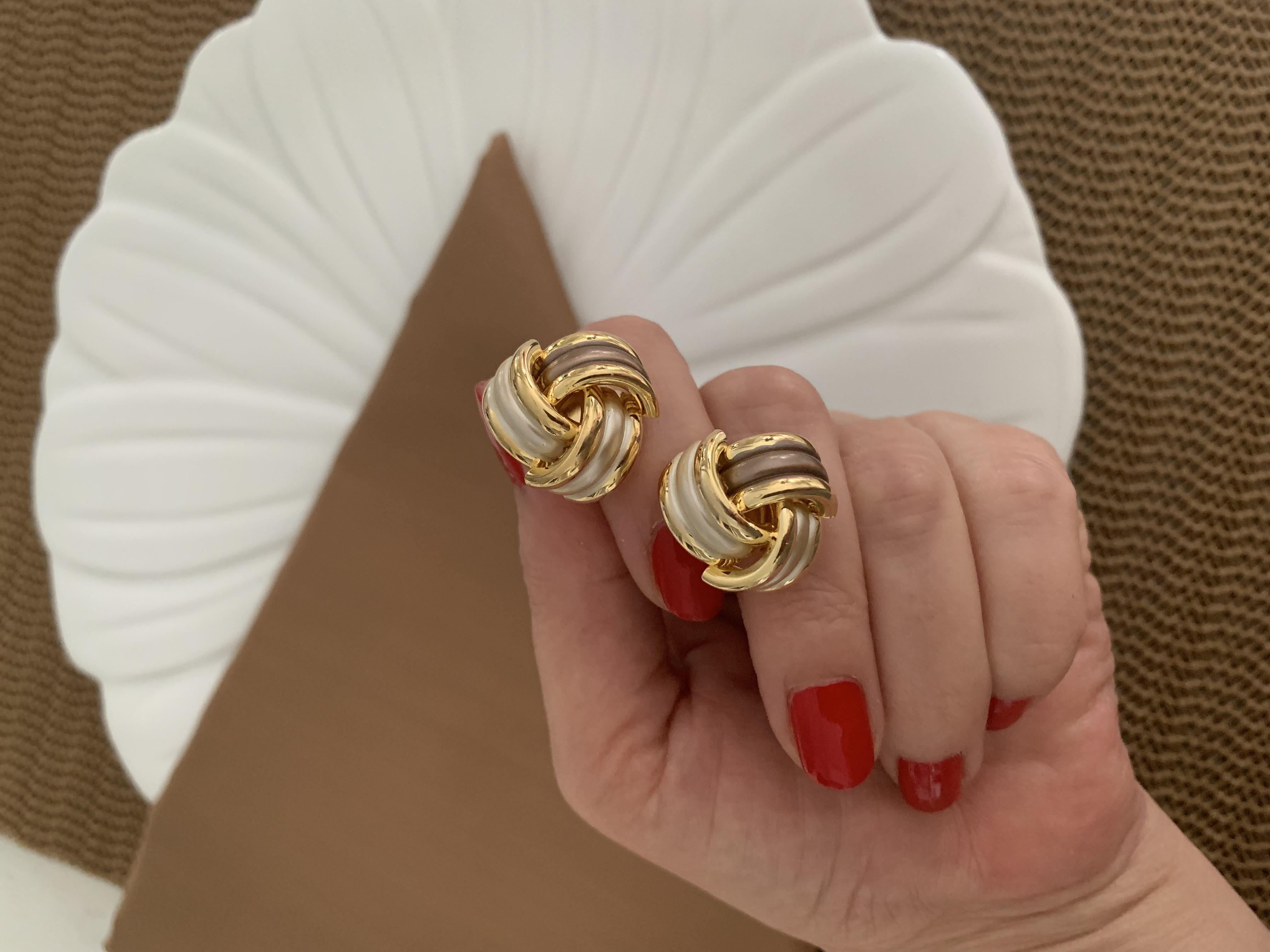 Özel Seri Gold Küçük Kıvrımlı Beyaz Kahve Mineli Tasarım Küpe