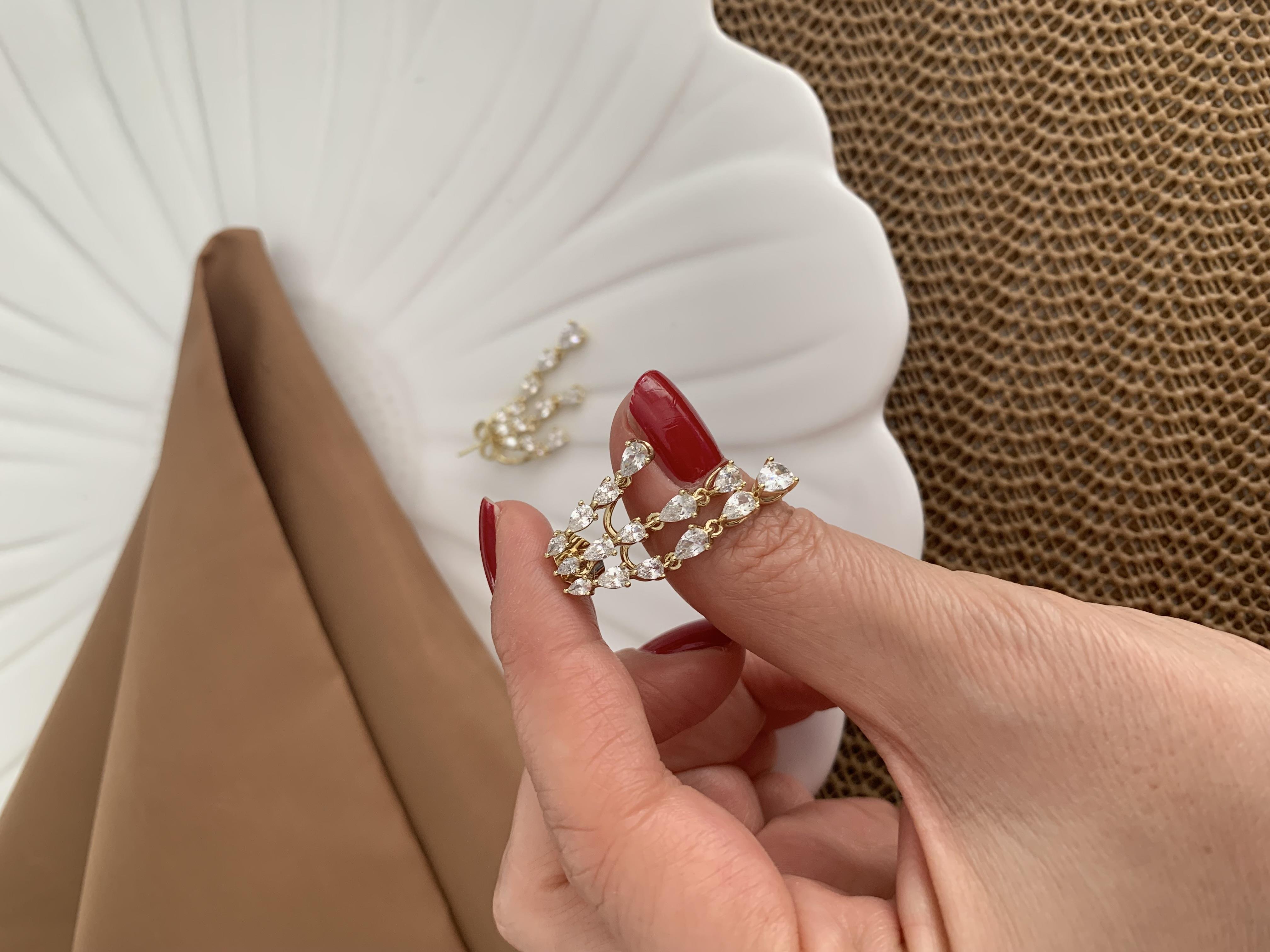 Vip 14k Baget Taş Damla Sallantılı Tasarım Küpe