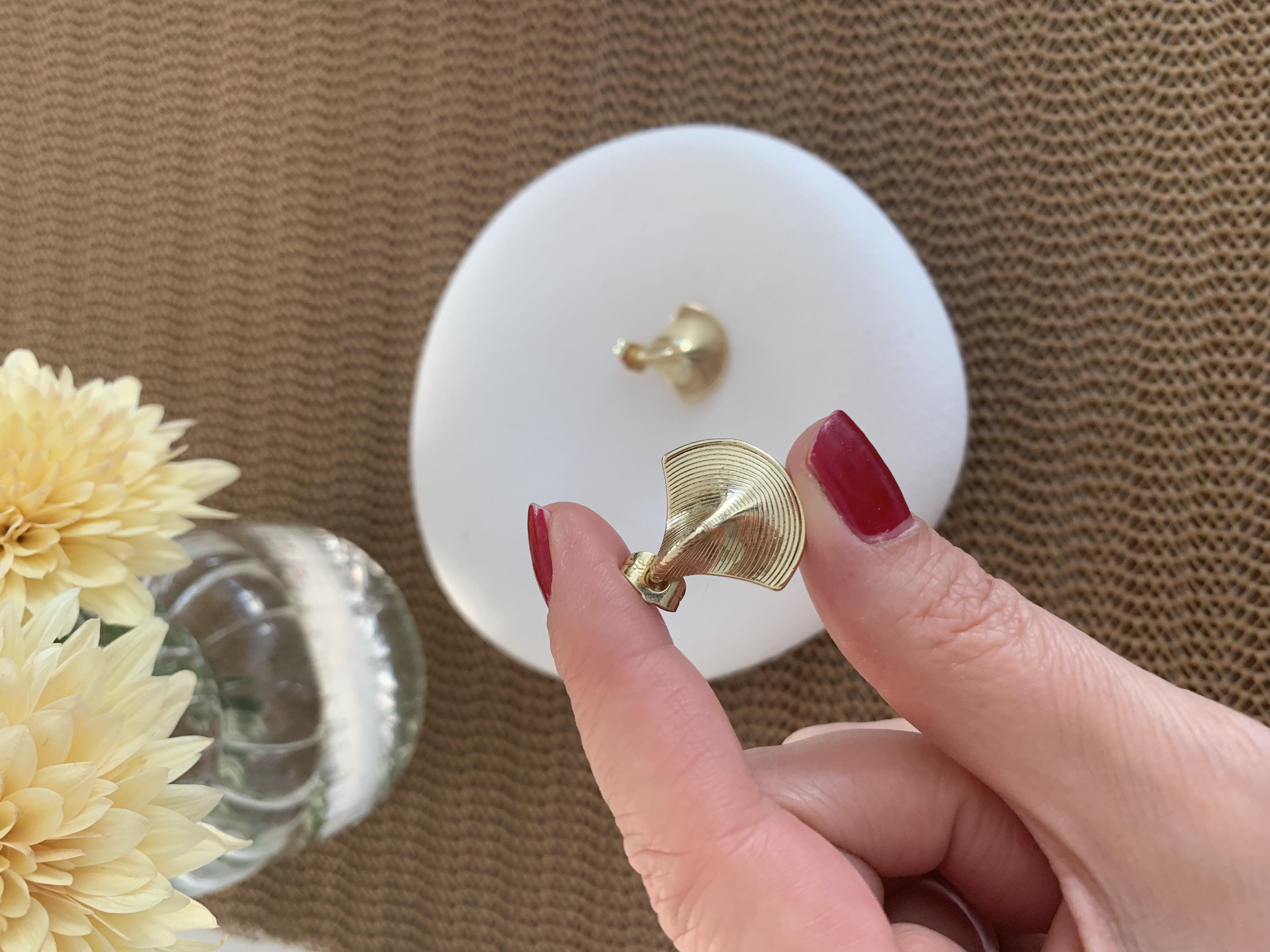 Vip 14k Tırtıklı Plaka Yelpaze Küpe