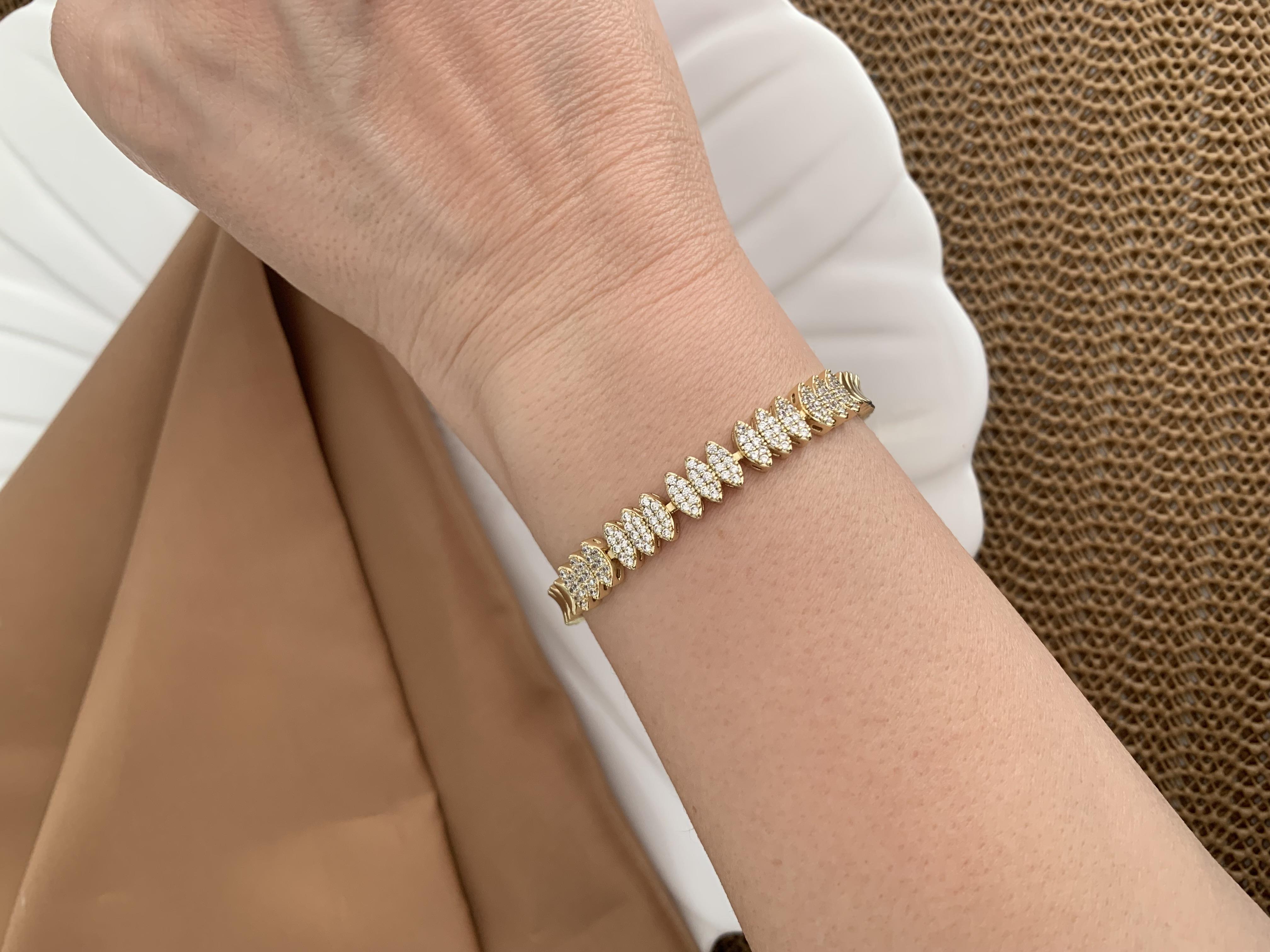 Vip 14k Zirkon Taşlı Badem Sıralı Tasarım Bileklik