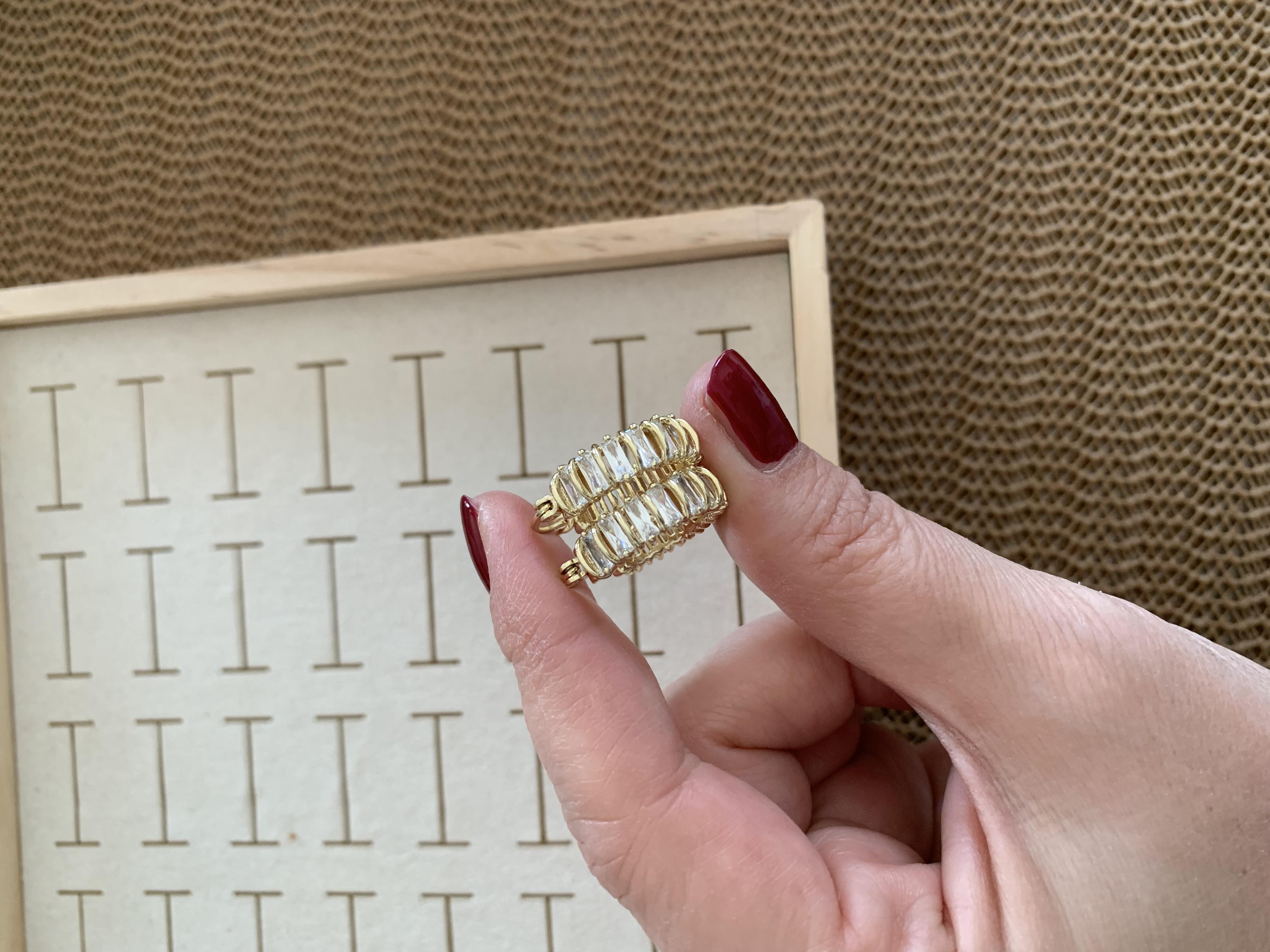 Vip Gold Gömme Baget Taşlı Halka Küpe
