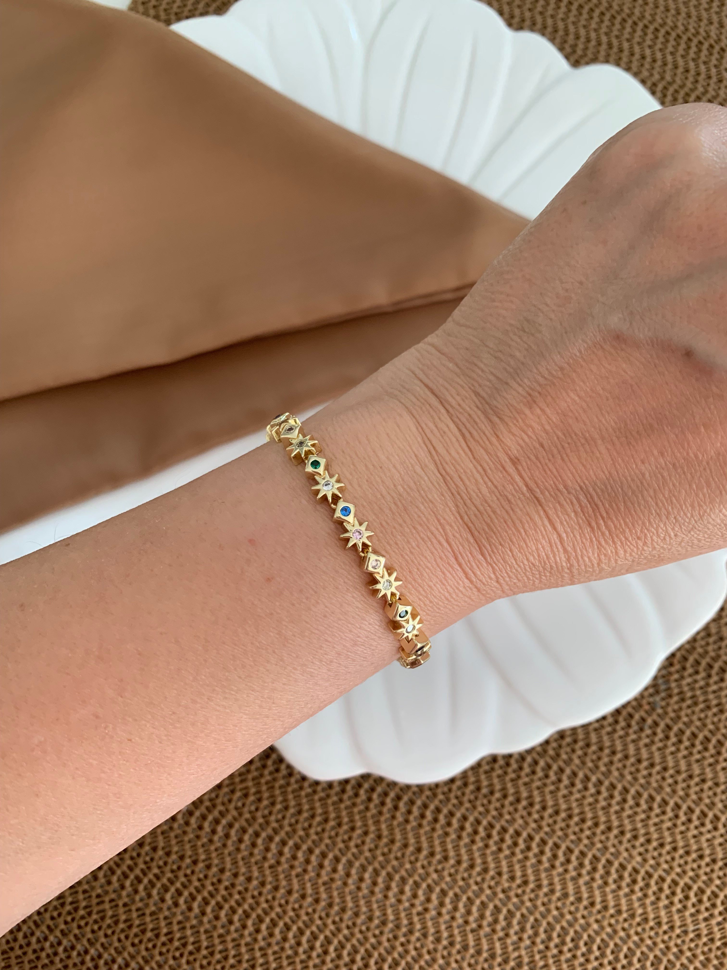 Vip Gold Gömme Taşlı Kutup Yıldız Sıralı Bileklik
