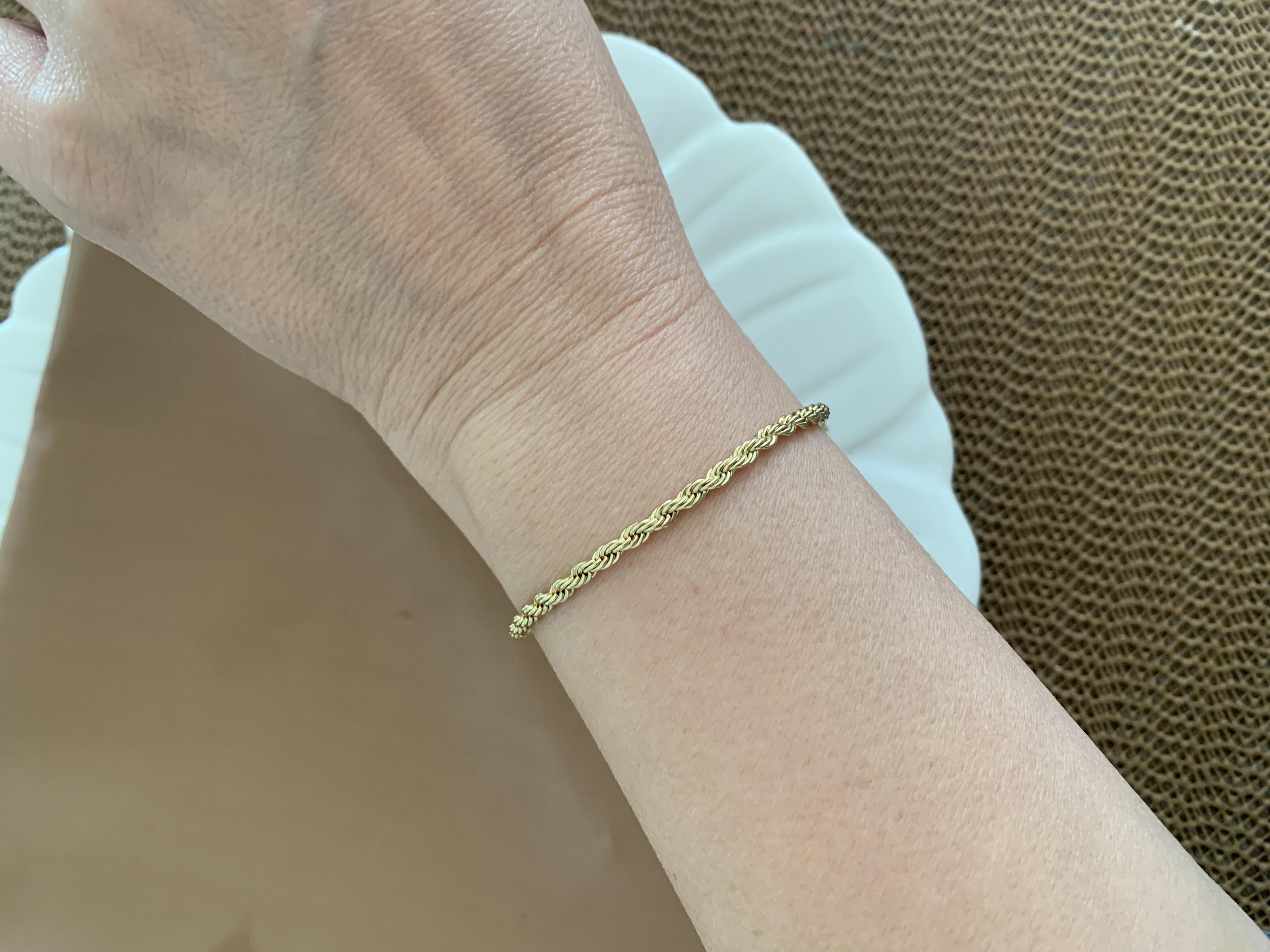 Vip Gold İnce Burgu Zincirli Bileklik