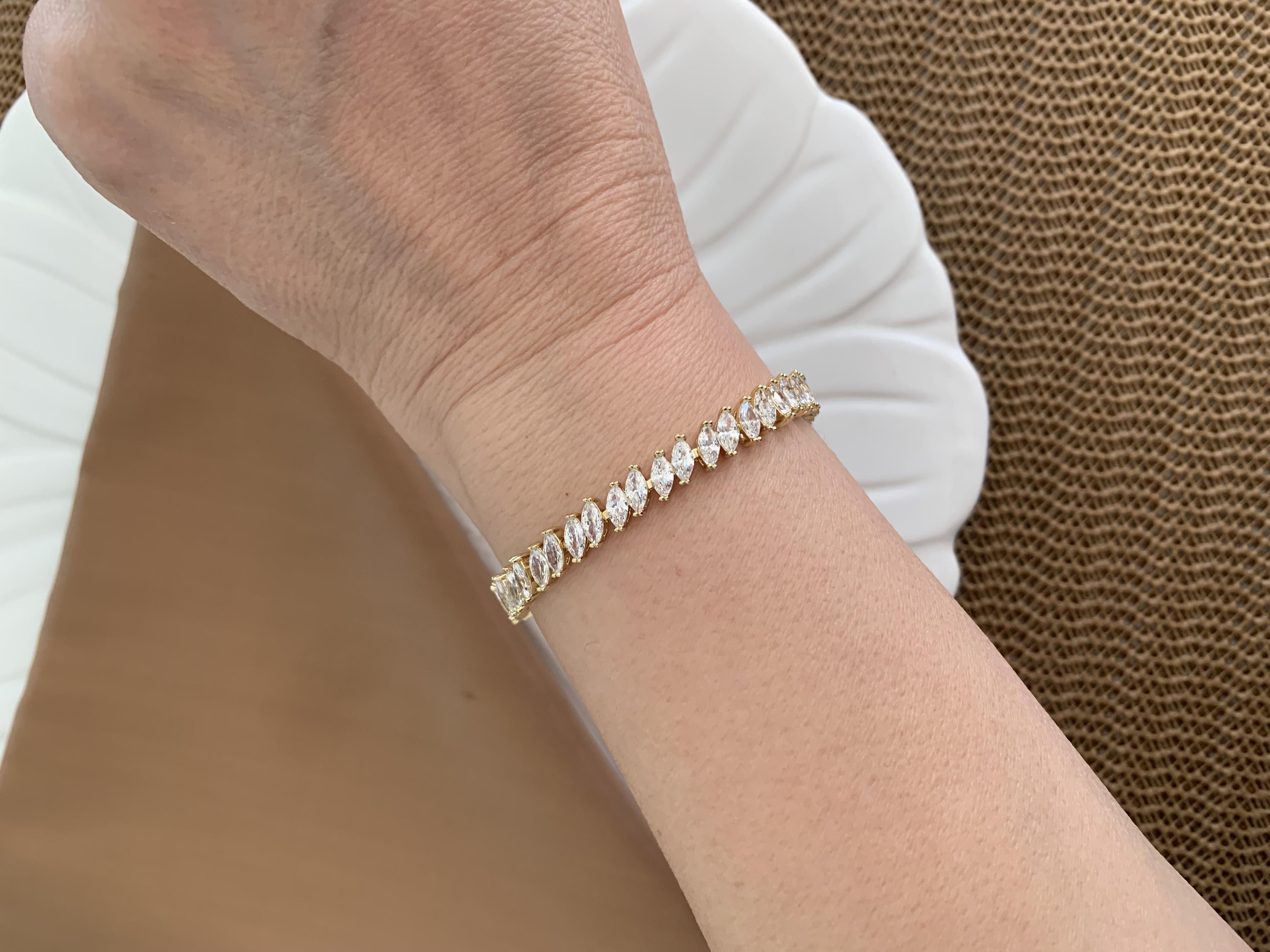 Vip Gold Komple Damla Baget Taşlı Tasarım Bileklik