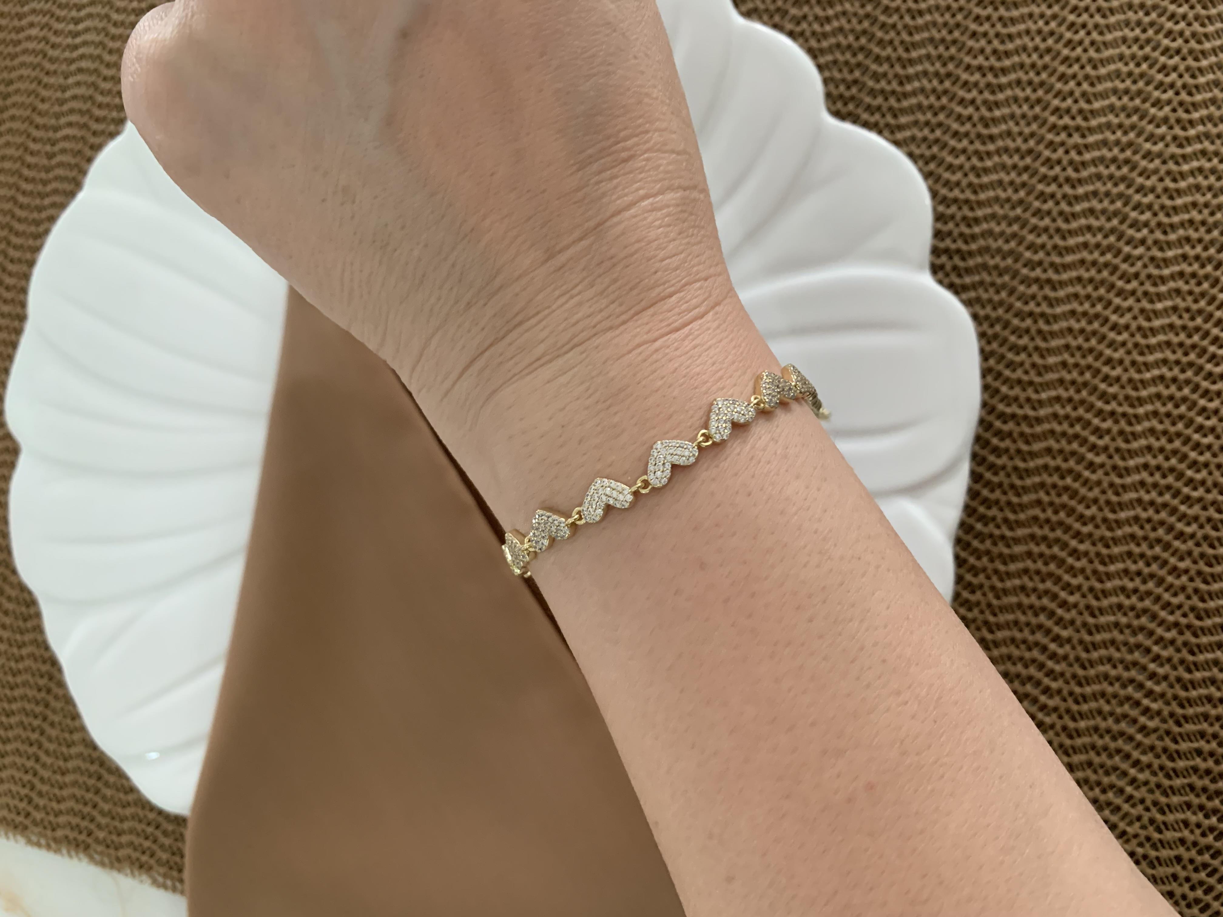 Vip Gold Komple Zirkon Taşlı Kalp Sıralı Bileklik