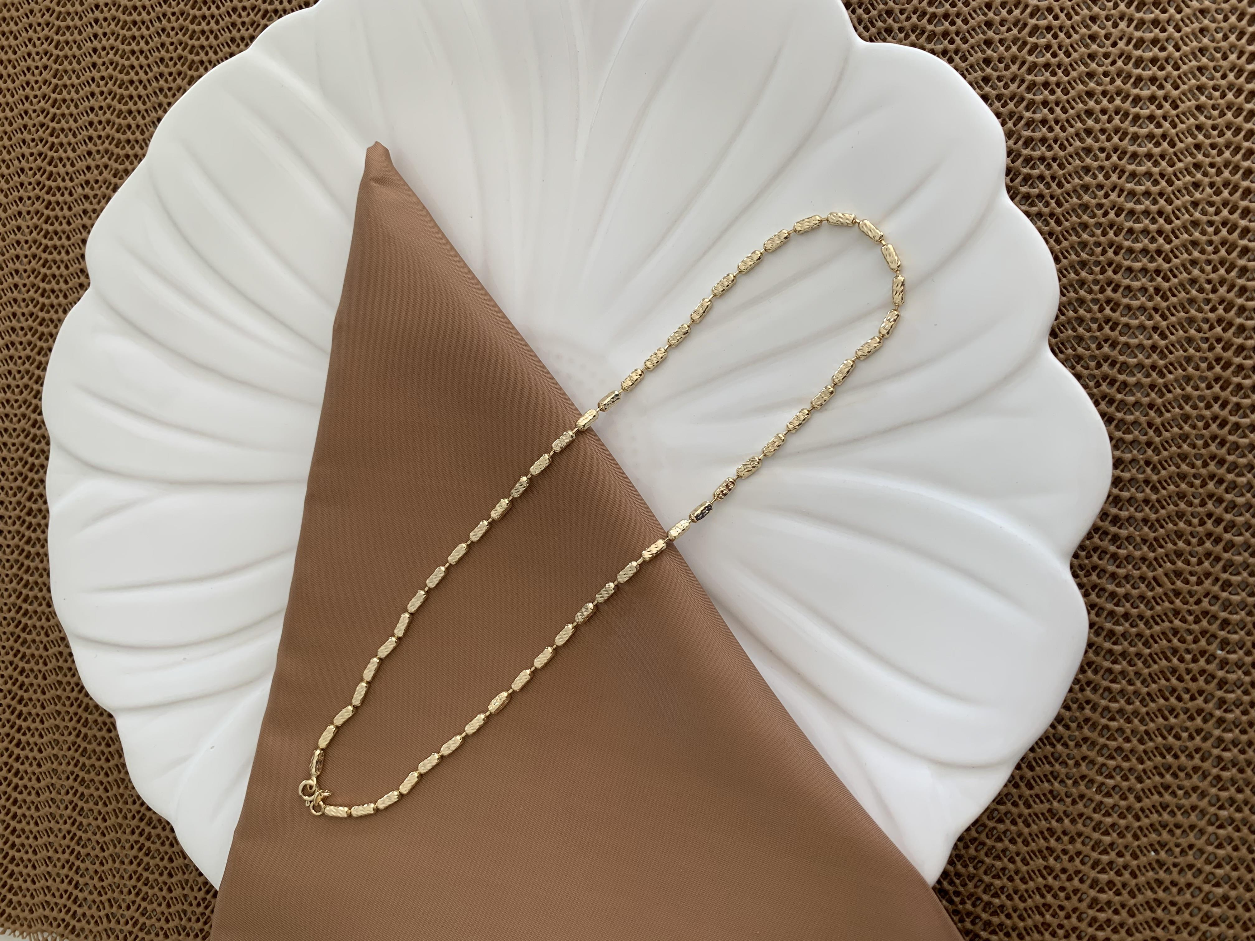 Vip Gold Pırıltılı Ezme Kapsül Sıralı Kolye
