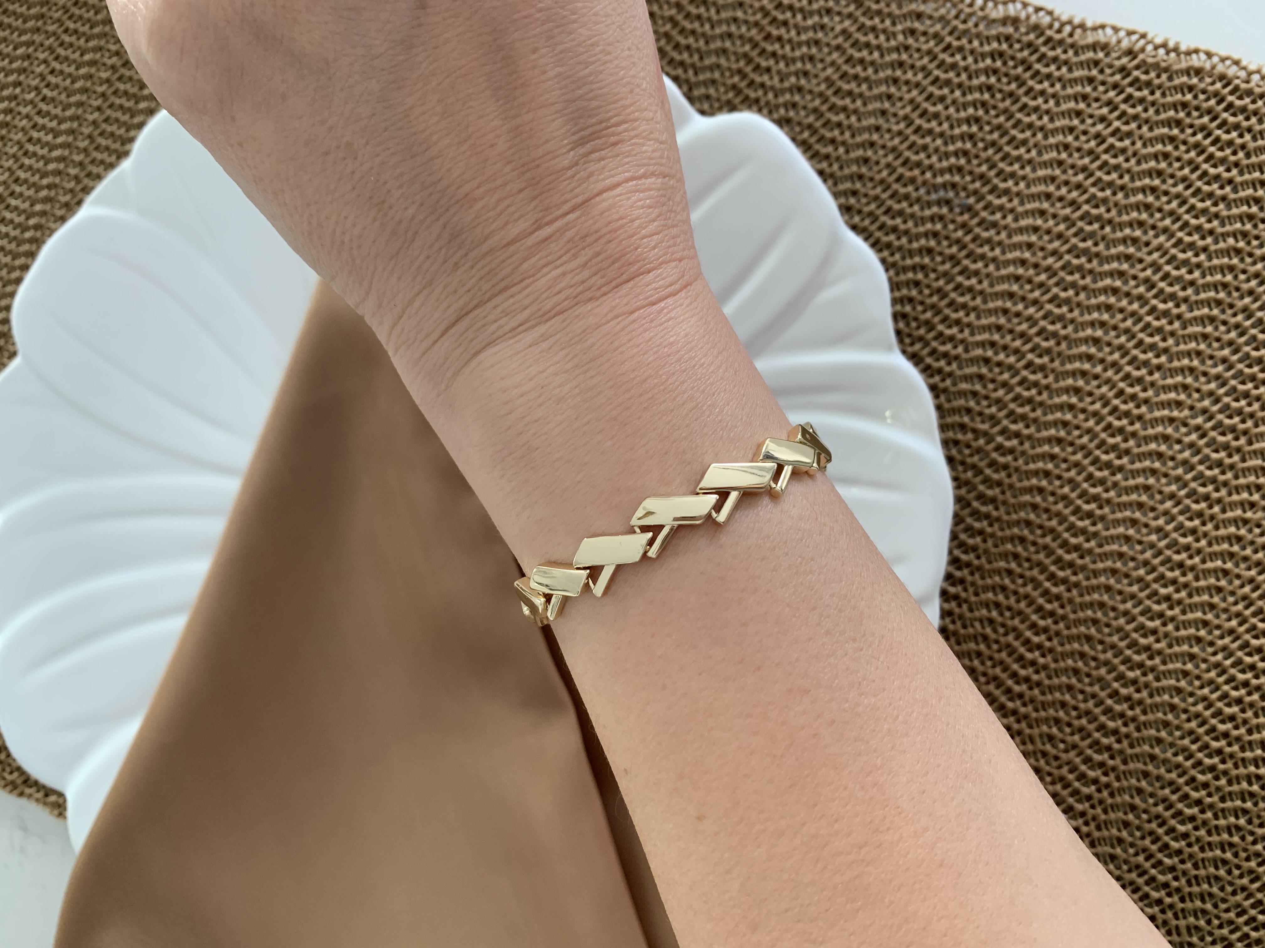 Vip Gold Plaka  Zikzak Sıralı Bileklik