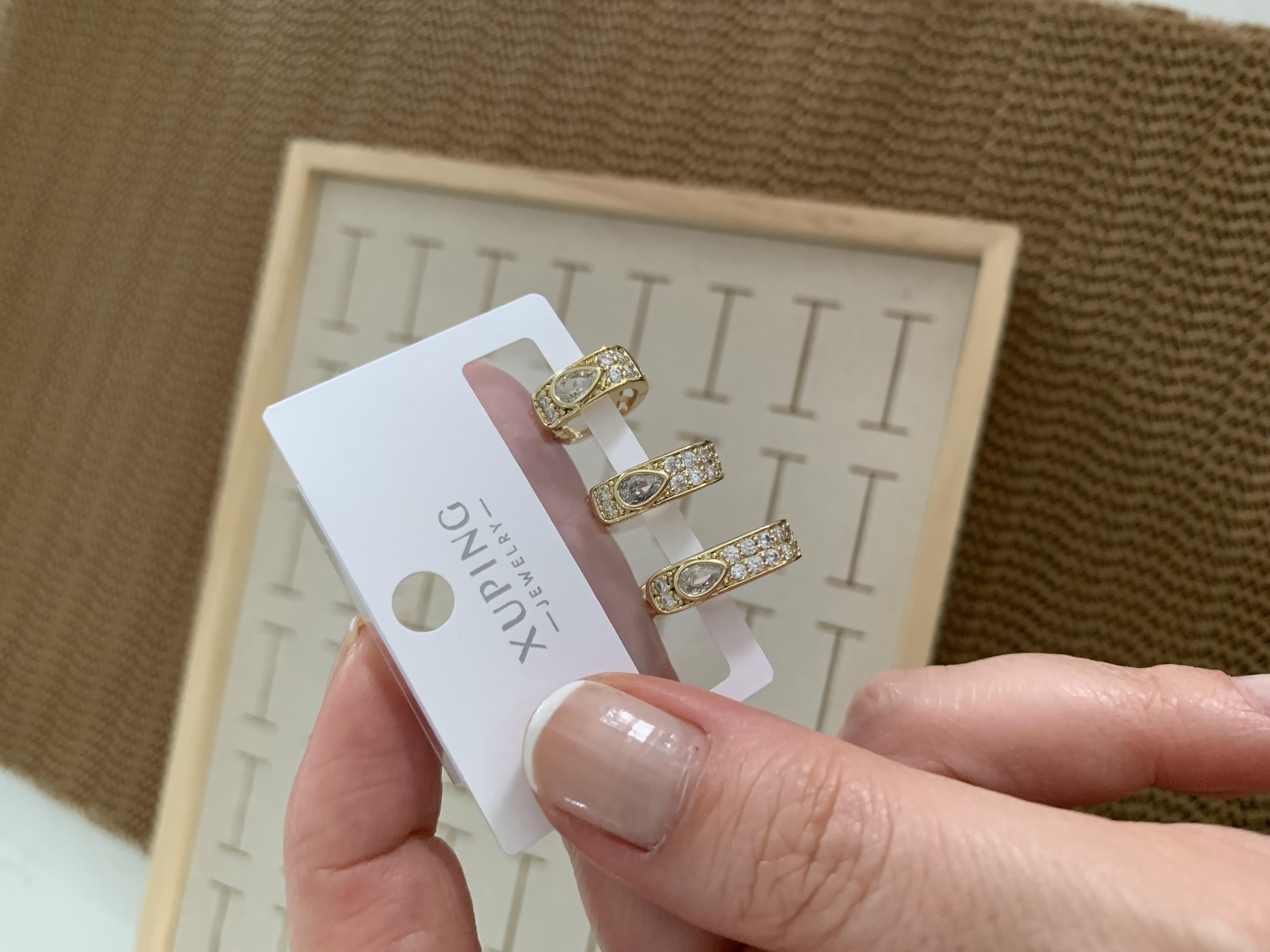 Vip Gold Zirkon Taşlı Damla Üçlü Set Kare Küpe