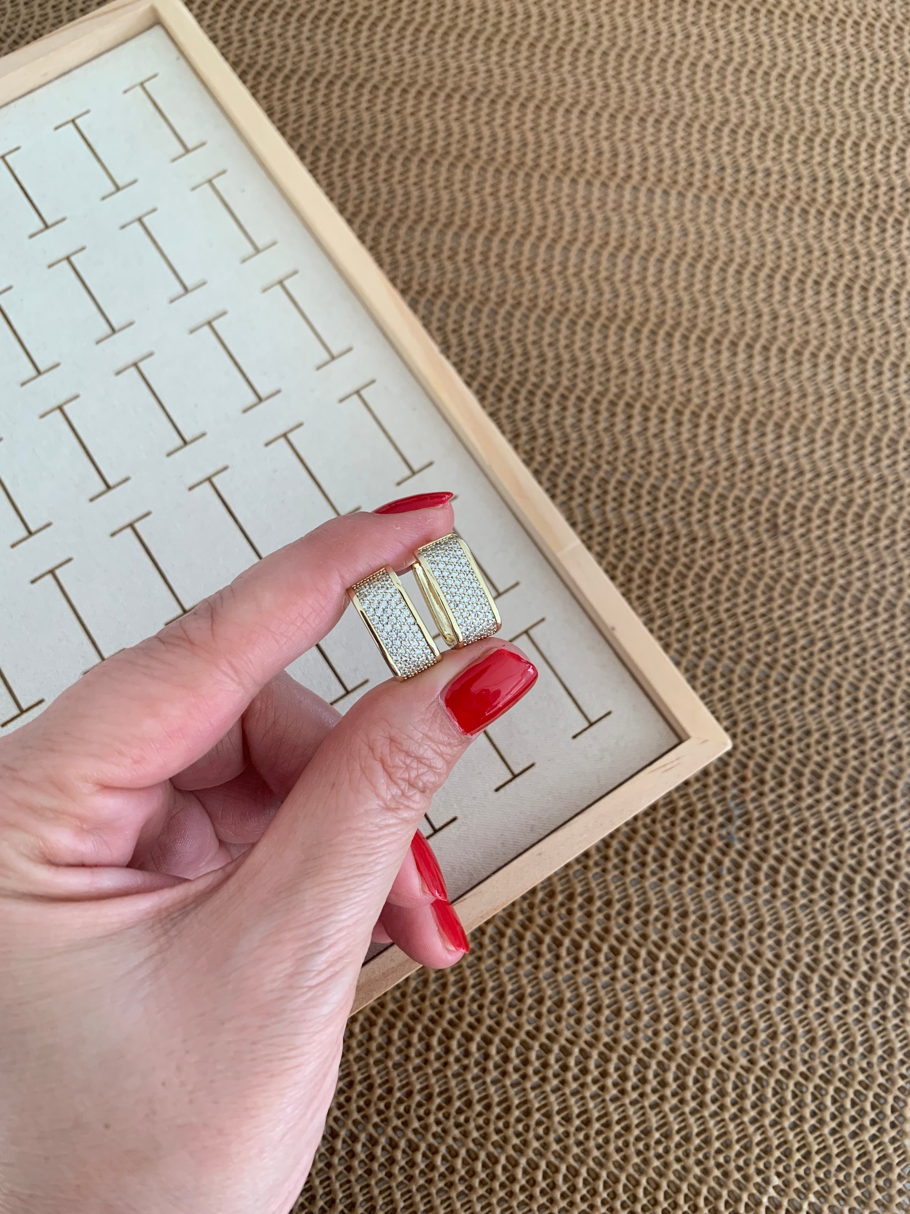 Vip Gold Zirkon Taşlı Kare U Küpe