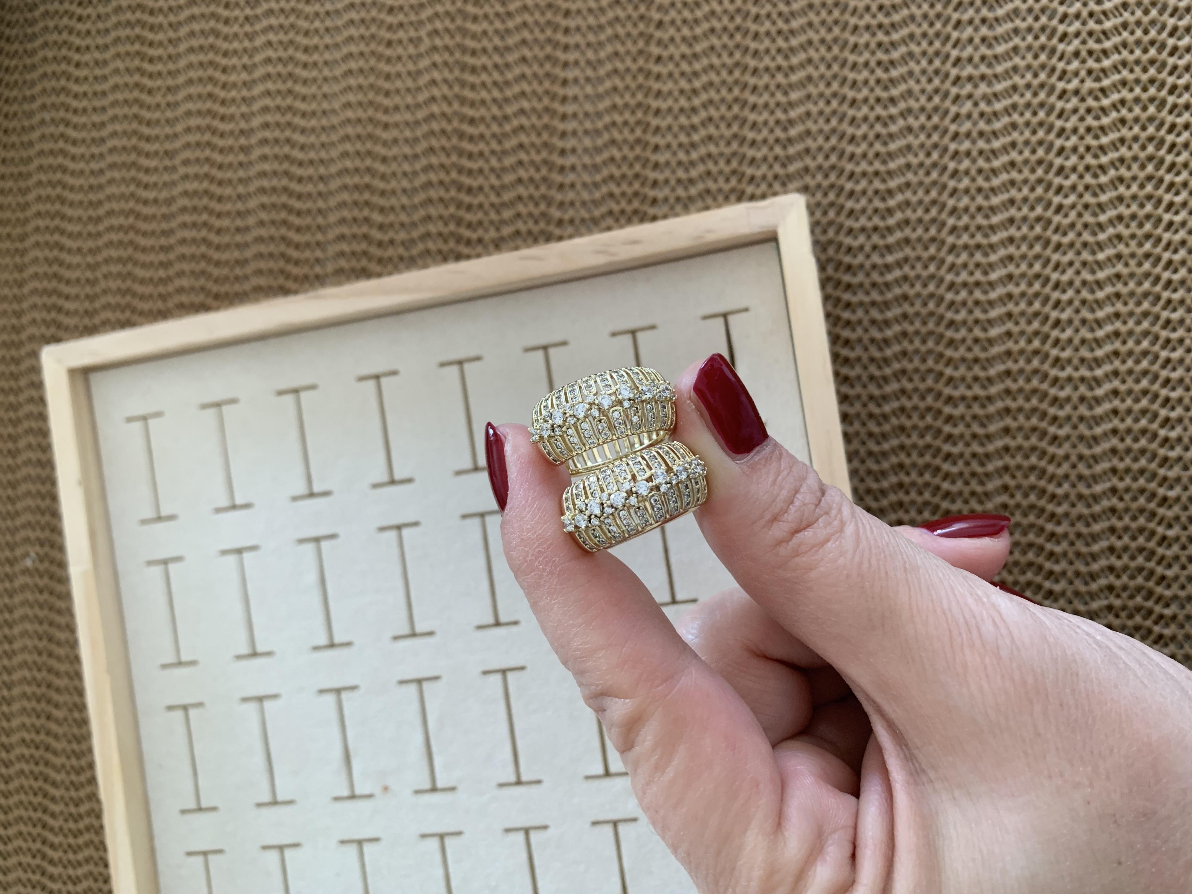 Vip Gold Zirkon Taşlı Ortası Kare Baget Taş Halka Küpe