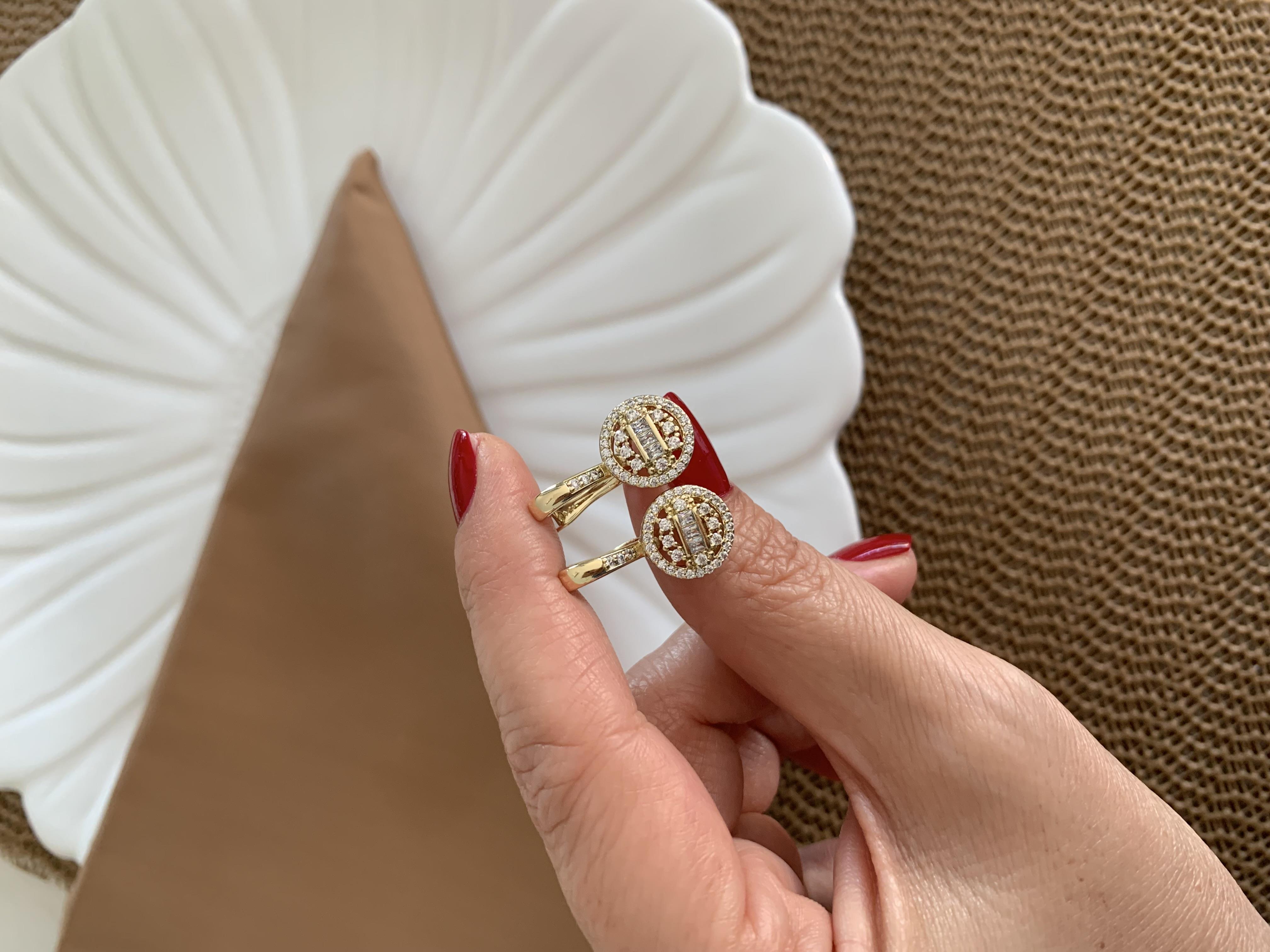 Vip Gold Zirkon Taşlı Vintage U Küpe