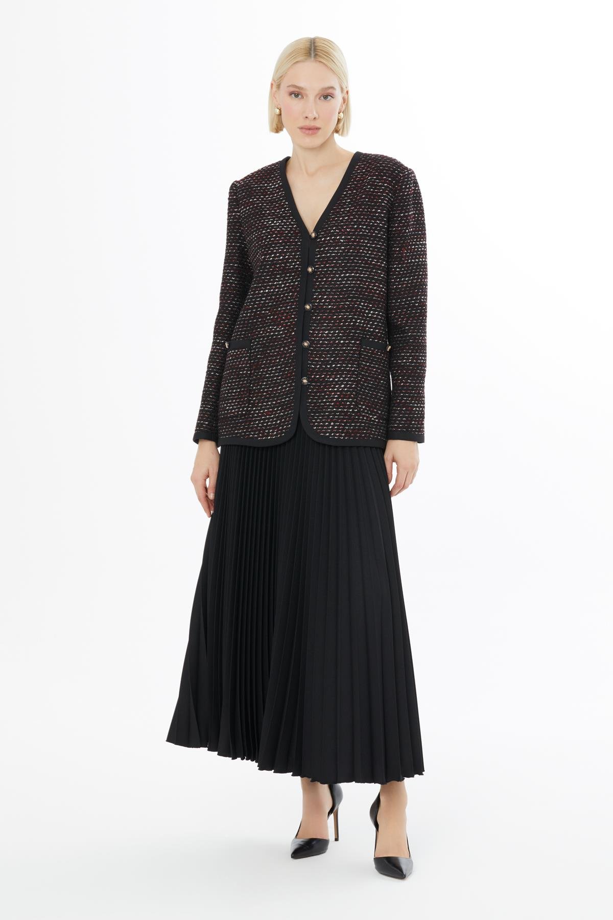 DÜĞME KAPAMALI CEKET VE PİLİSELİ UZUN ETEK