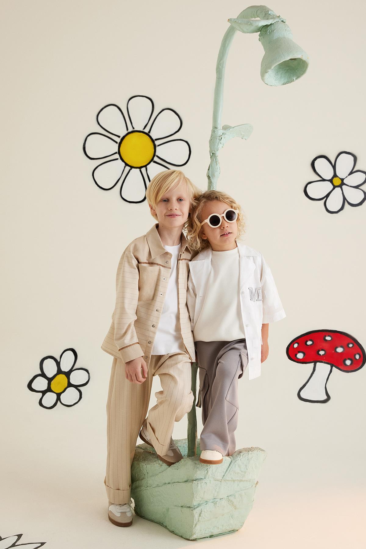 Önü Cepli Desenli Uzun Kollu Bej Gömlek