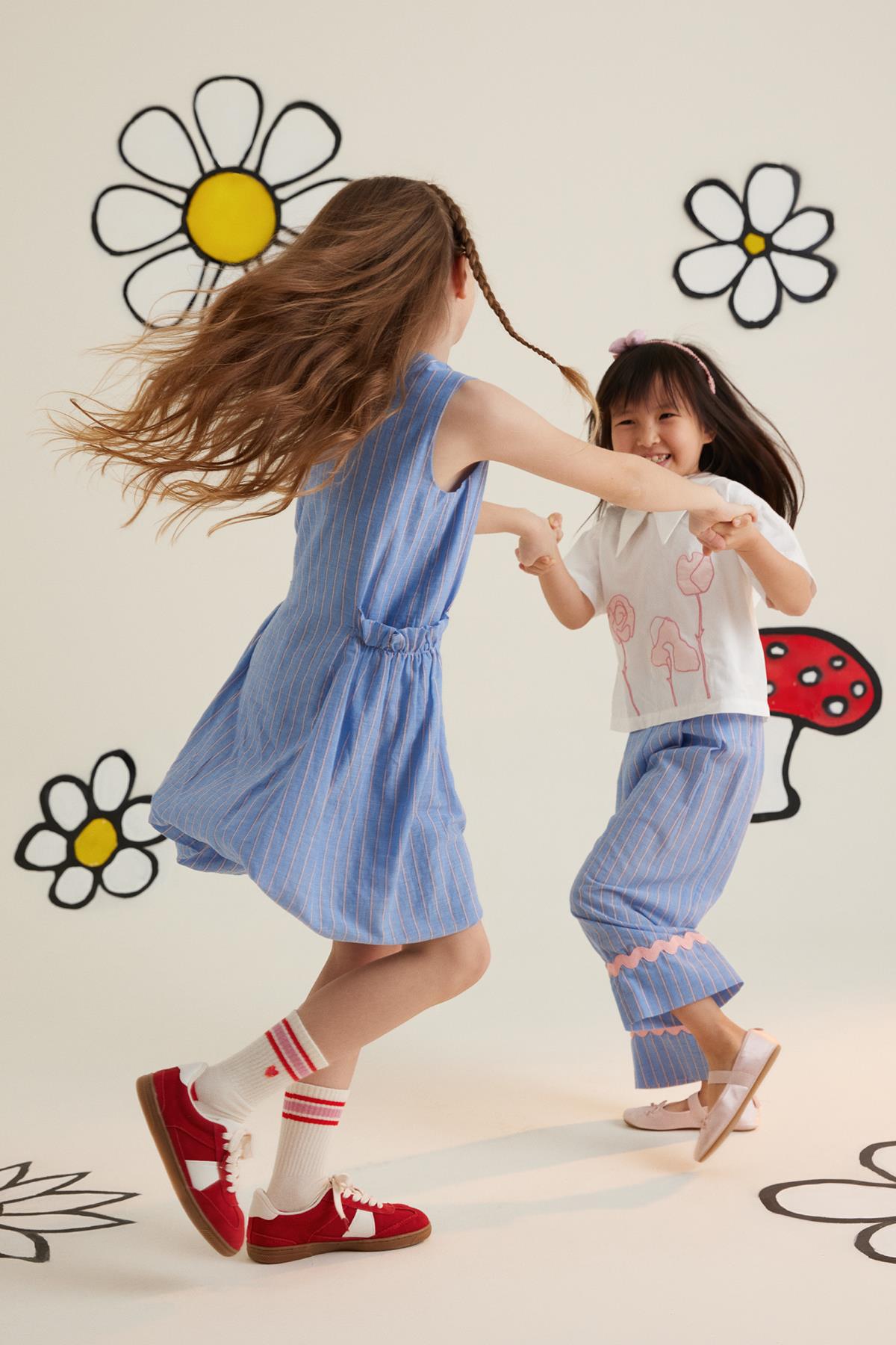 Paça Esprili Çizgili Desenli Mavi Pantolon