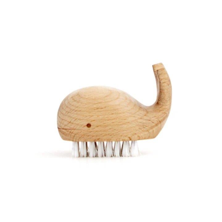 Kikkerland Wooden Whale Nail Brush-Ahşap Tırnak Fırçası Balina