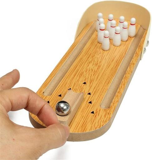 Ahşap Masaüstü Bowling Oyunu