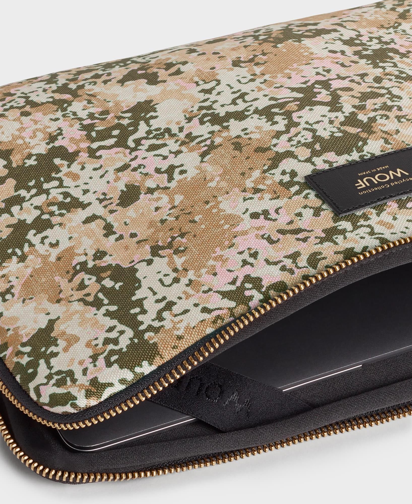 Wouf Laptop Kılıfı Daily Isla 15