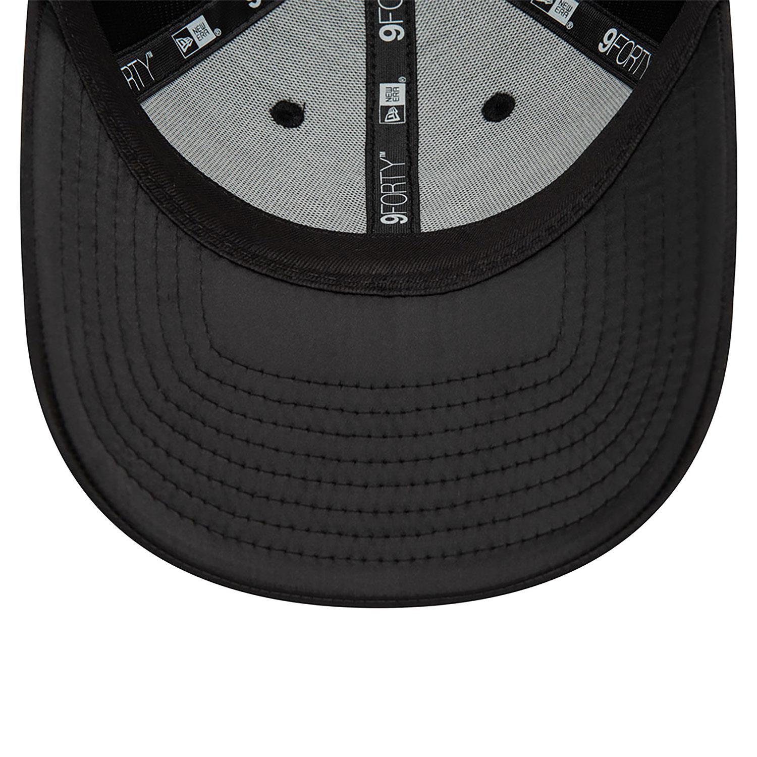 New Era Kadın Şapka New York Yankees Saten Siyah