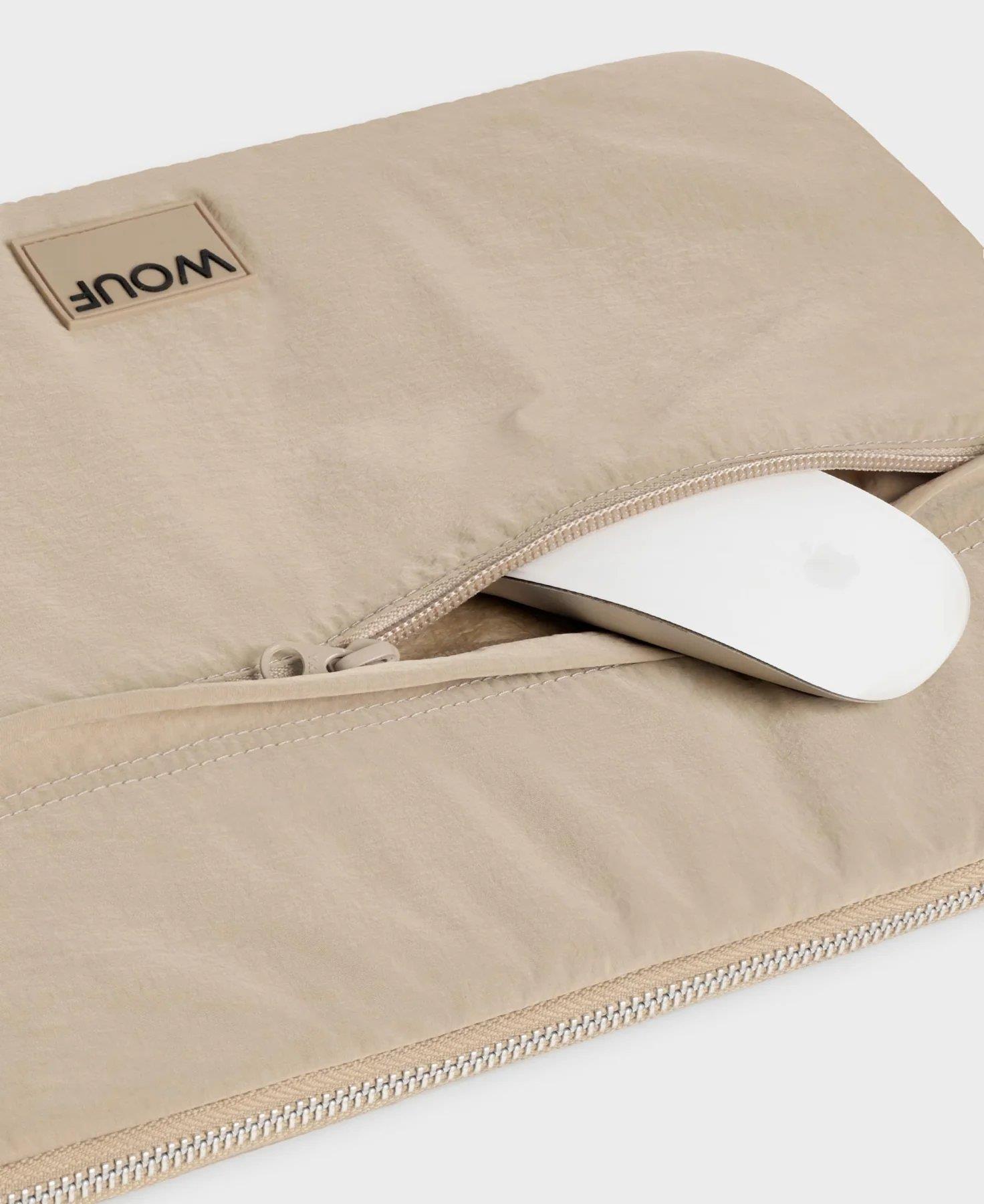 Wouf Laptop Kılıfı Downtown Oatmilk 13