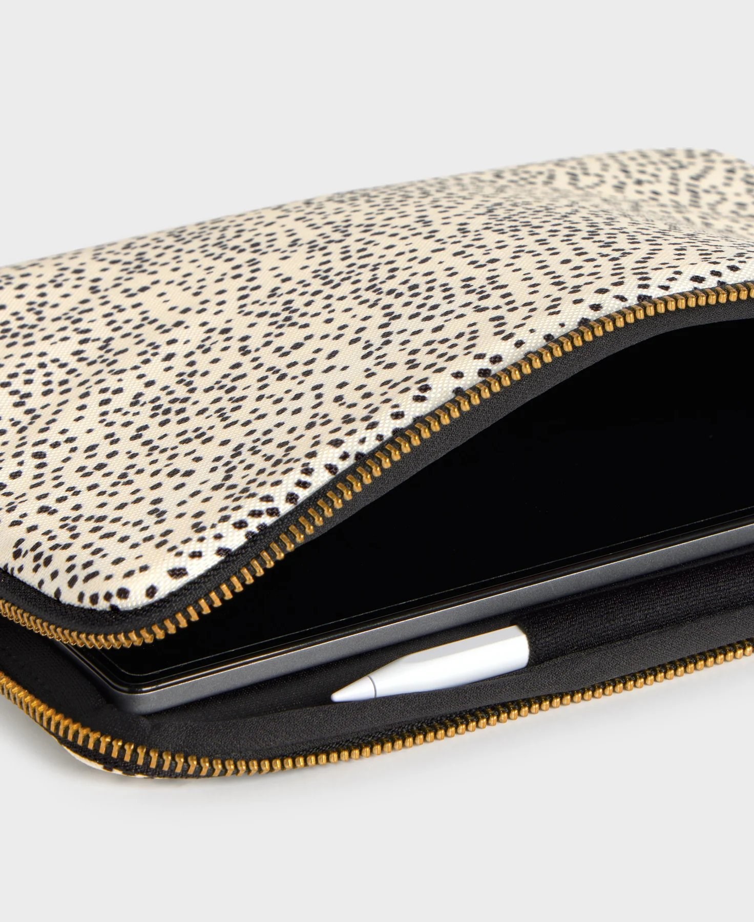 Wouf iPad Sleeve Tablet Kılıfı Panna