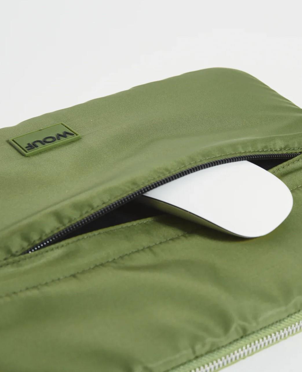 Wouf Laptop Kılıfı Downtown Dublin 13