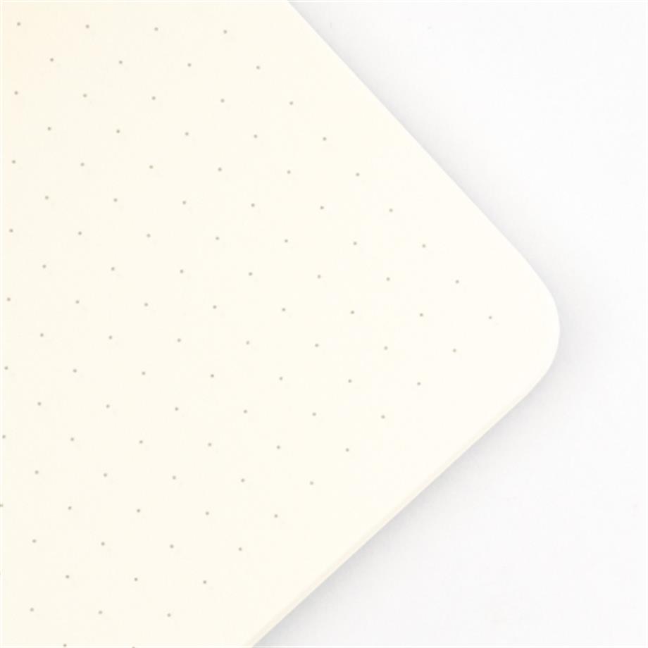 Moleskine Defter Klasik Yumuşak Kapak 13 x 21 cm. Siyah Noktalı
