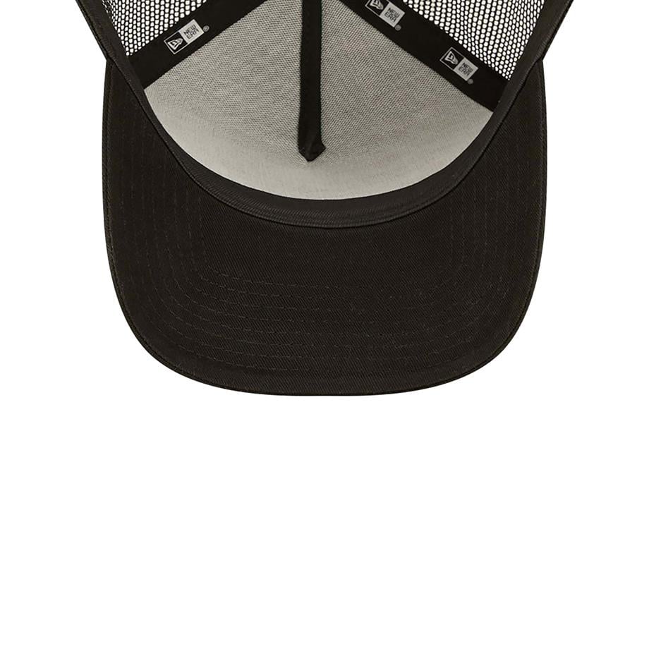 New Era Şapka 940 AF Trucker Repreve Lucky Pig Black