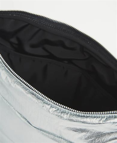 Wouf Omuz Çantası Large Crossbody Bag Quilted Silver Glossy