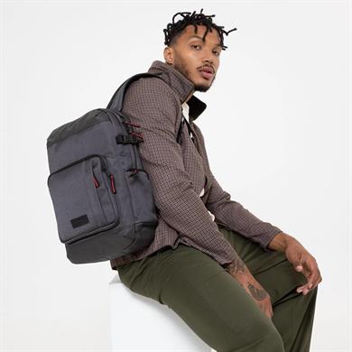 Eastpak Sırt Çantası Tecum S CNNCT Accent Grey