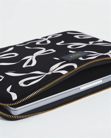 Wouf Laptop Kılıfı Daily Carlota 13