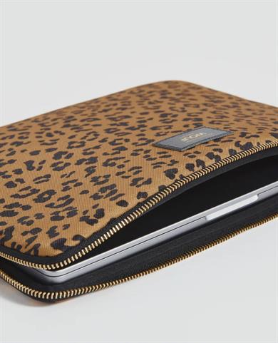 Wouf Laptop Kılıfı Daily Agar 15