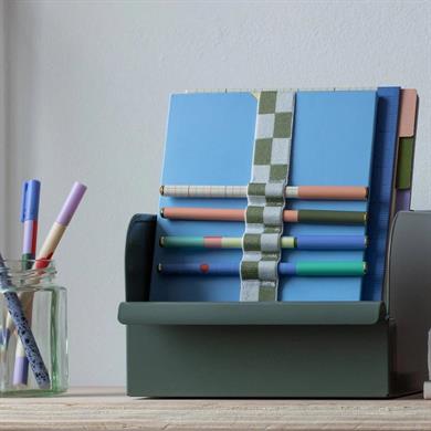 Kikkerland Pen Holder Book Band Defter Üzeri Kalemlik Yeşil