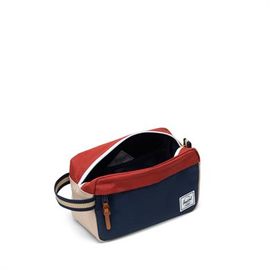 Herschel Seyahat, Makyaj, Tıraş Çantası Chapter Travel Kit Black Iris/Red Ochre/Twill