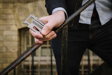 Gentlemens Hardware Kredi Kartı Şeklinde Çok Fonksiyonlu Alet