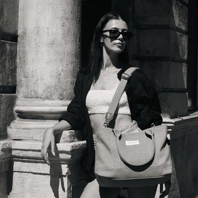 Maison Sacrée Large Omuz Çantası Miramar Pembe