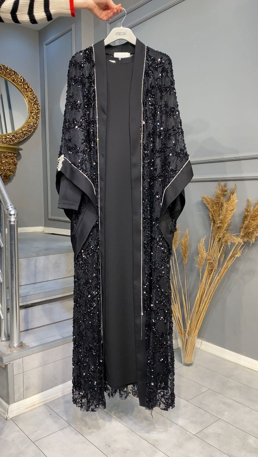 NEVON 2370 GÜPÜR VE PUL İŞLEME DETAYLI İTHAL KREP ABAYA TAKIM